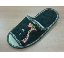 Домашняя обувь женская букле зеленый, вышивка "Жираф" 513141