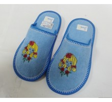 Домашняя обувь детская, махра голубая, вышивка "Девочка" 302002