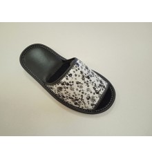 Домашняя обувь женская кожа натуральная комбинированная с принтом 513168-4 цветы черные