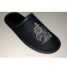  Домашняя обувь мужская канвас черный, вышивка "Парусник" 704065